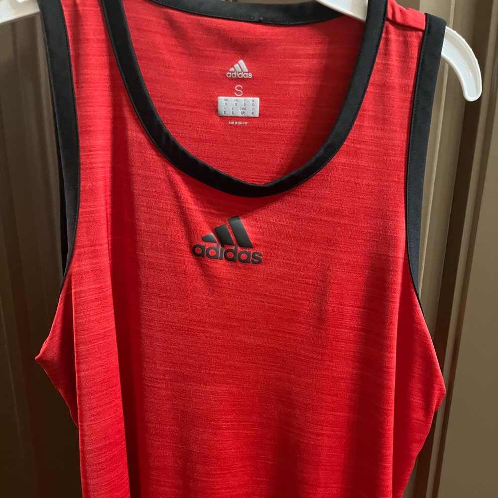 10%OFF Adidas Tank Top Mens10%OFF w/ bundle discount